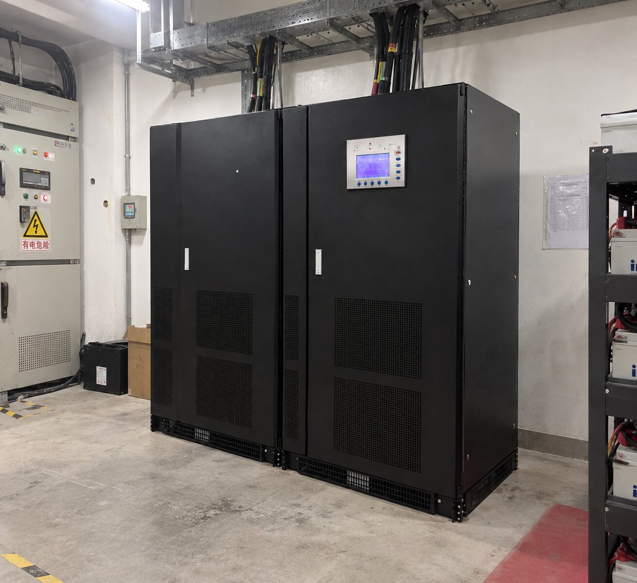 Instalasi UPS Industri